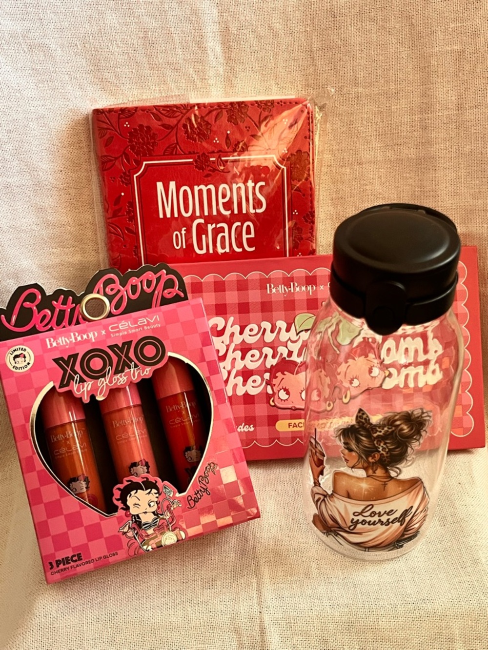 Betty Boop Pink Cherry Bath & Body Gift Set